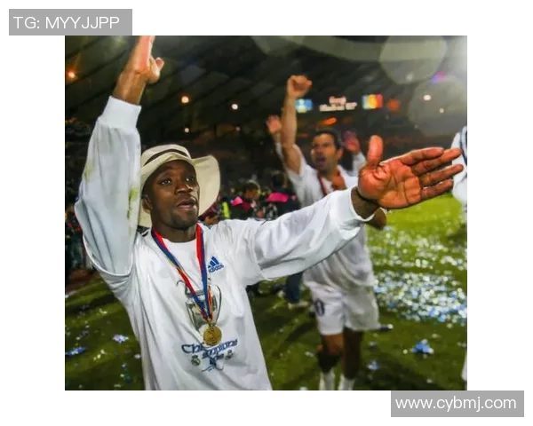 足球明星克劳德的传奇之路与背后的奋斗故事揭秘 足球明星克劳德的传奇之路与背后的奋斗故事揭秘