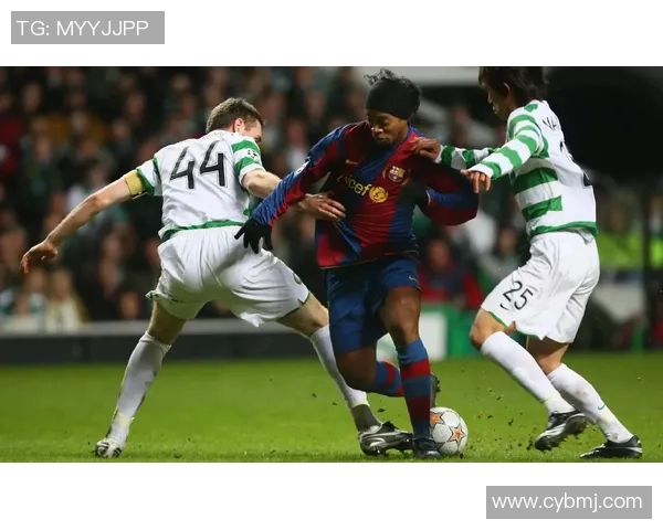 足球明星踢法全解析图集揭秘不同风格与技巧的精彩瞬间 足球明星踢法全解析图集揭秘不同风格与技巧的精彩瞬间