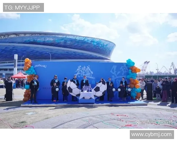 足球明星IP形象图解析与设计理念探讨助力品牌传播与粉丝互动